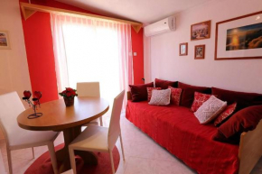 Villa Mediteran, kleine Ferienwohnung mit Terrasse